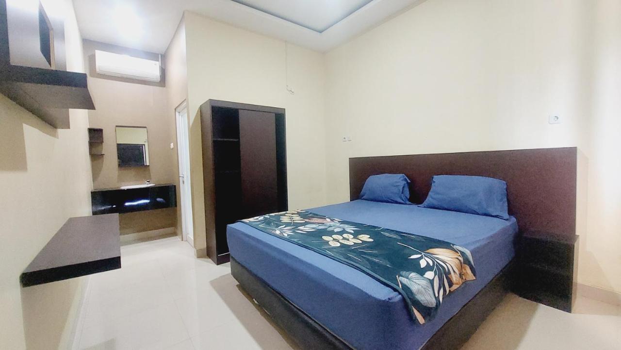Sasando Residence Kupang Kupang  Esterno foto