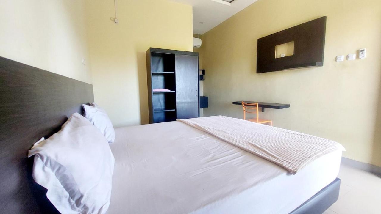 Sasando Residence Kupang Kupang  Esterno foto