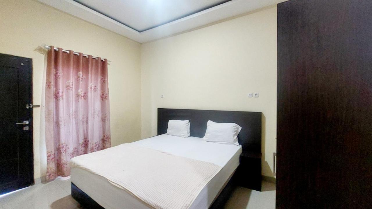 Sasando Residence Kupang Kupang  Esterno foto