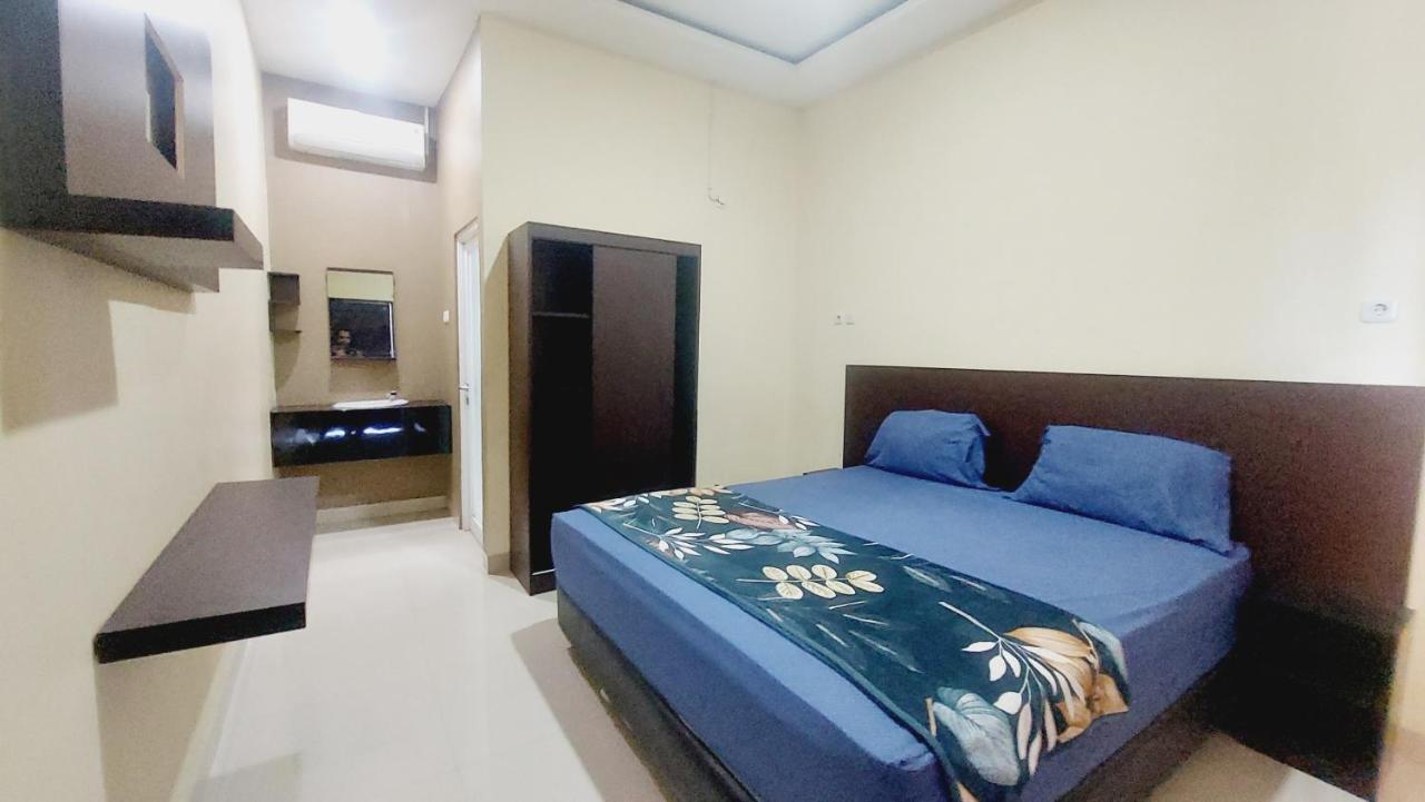 Sasando Residence Kupang Kupang  Esterno foto