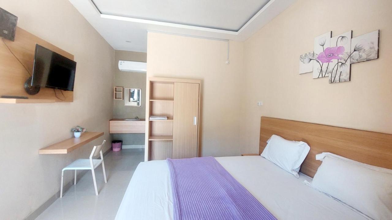 Sasando Residence Kupang Kupang  Esterno foto