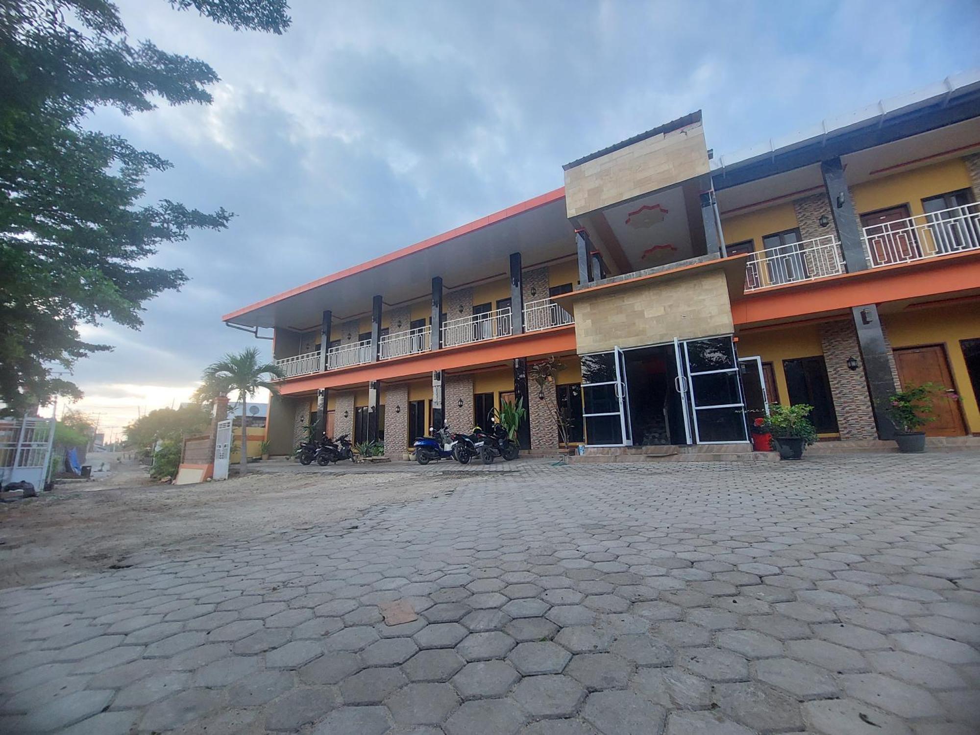 Sasando Residence Kupang Kupang  Esterno foto